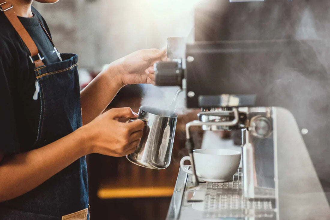 Milk systems for cafés: manual vs automatic milk systems (India guide)