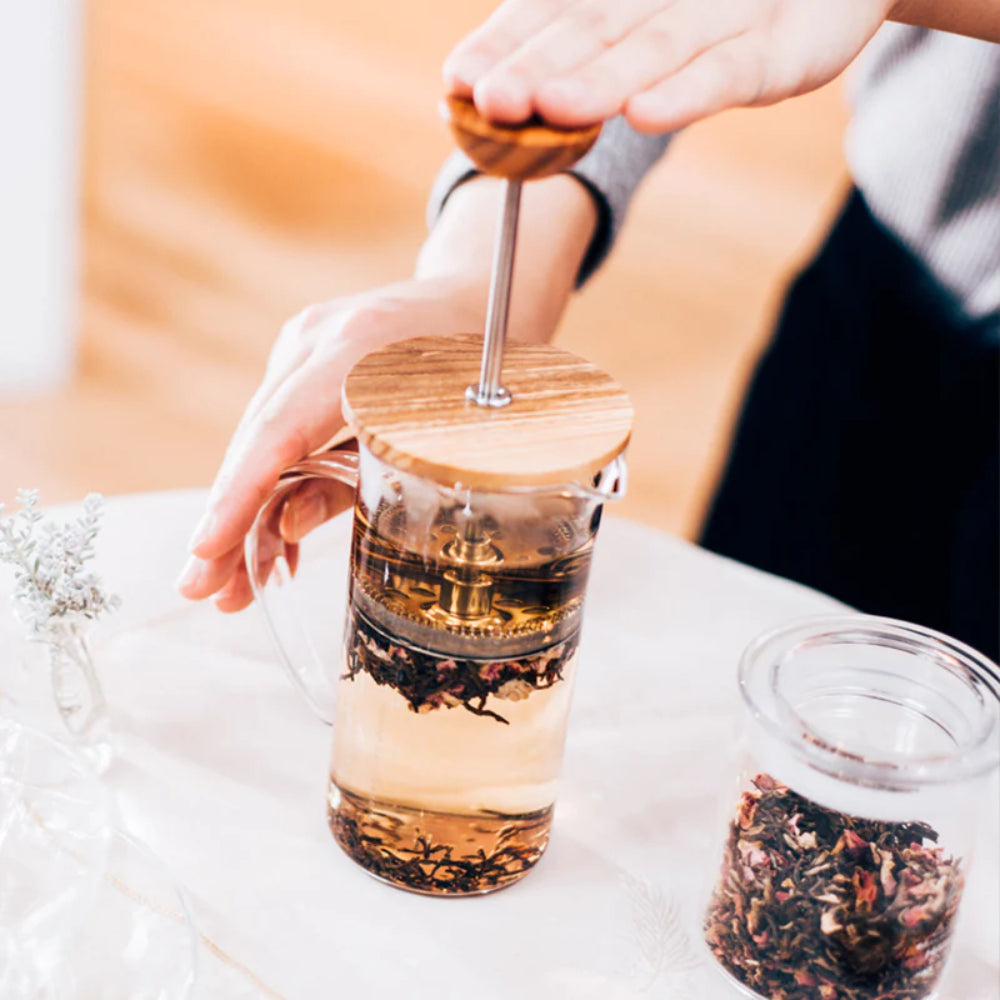 Hario Wood Tea Press